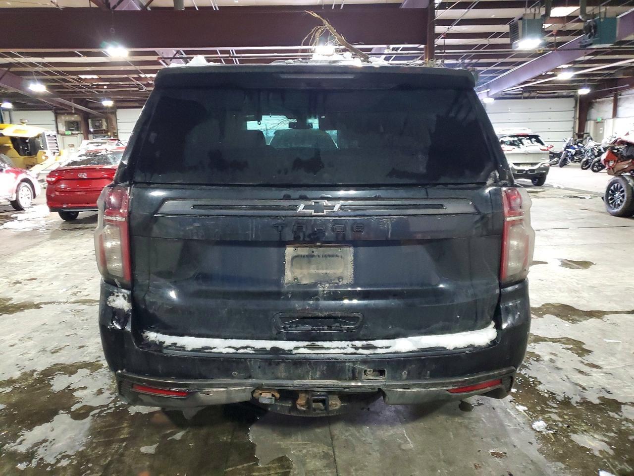 2021 Chevrolet Tahoe K1500 Z71 - zdjęcie 6