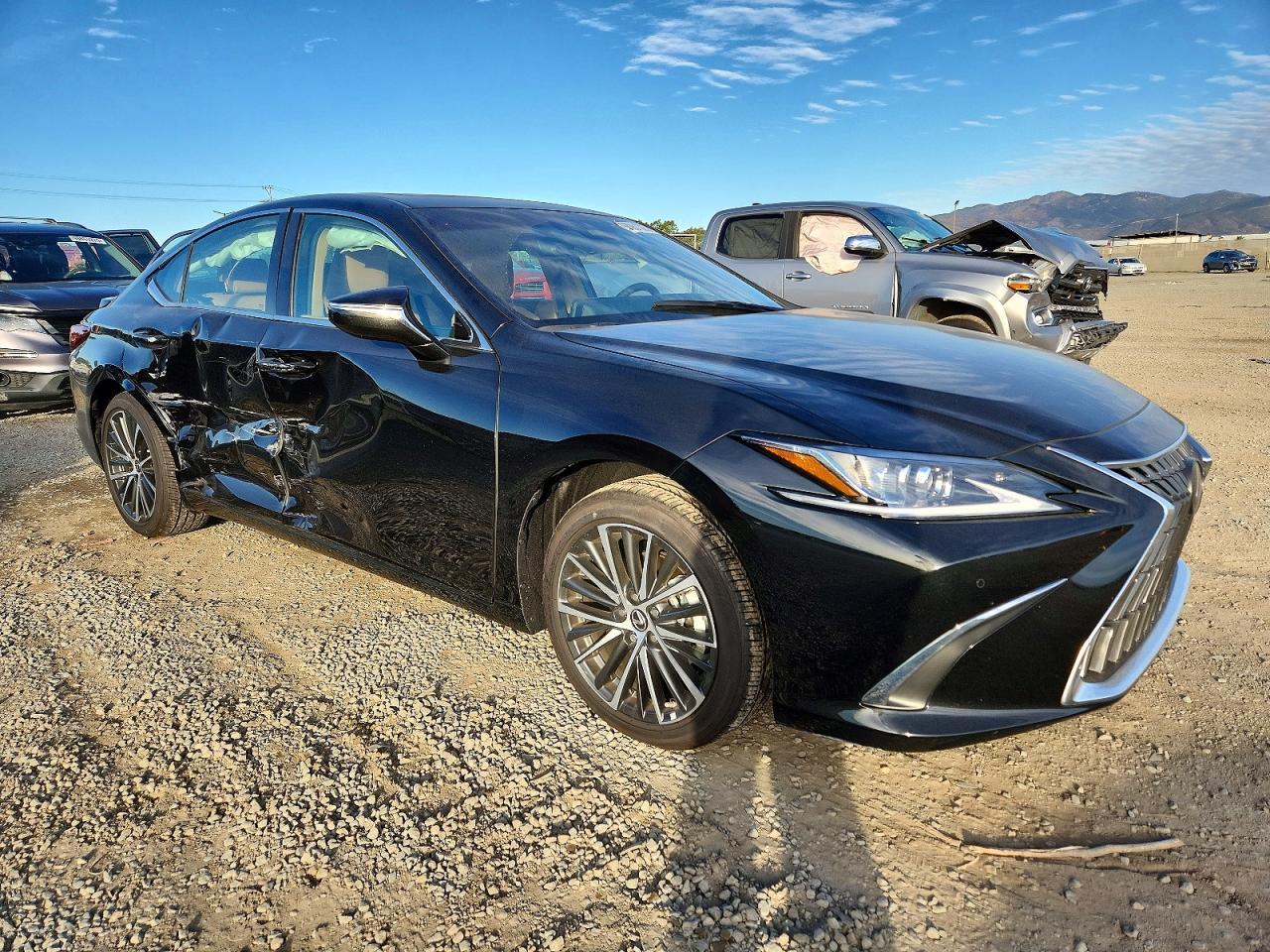 2025 Lexus Es 300 - zdjęcie 4