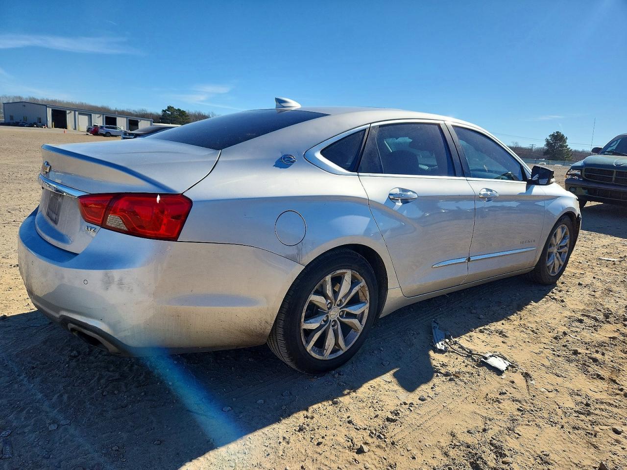 2015 Chevrolet Impala Ltz - zdjęcie 3