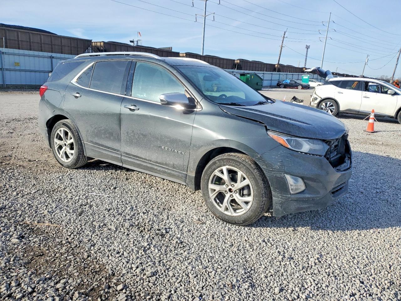 2020 Chevrolet Equinox Premier - zdjęcie 4