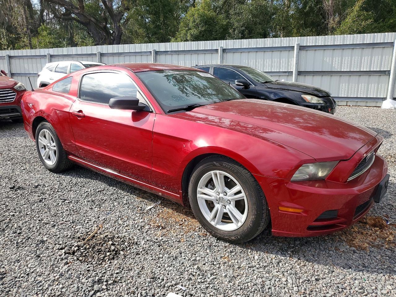 2014 Ford Mustang - zdjęcie 4