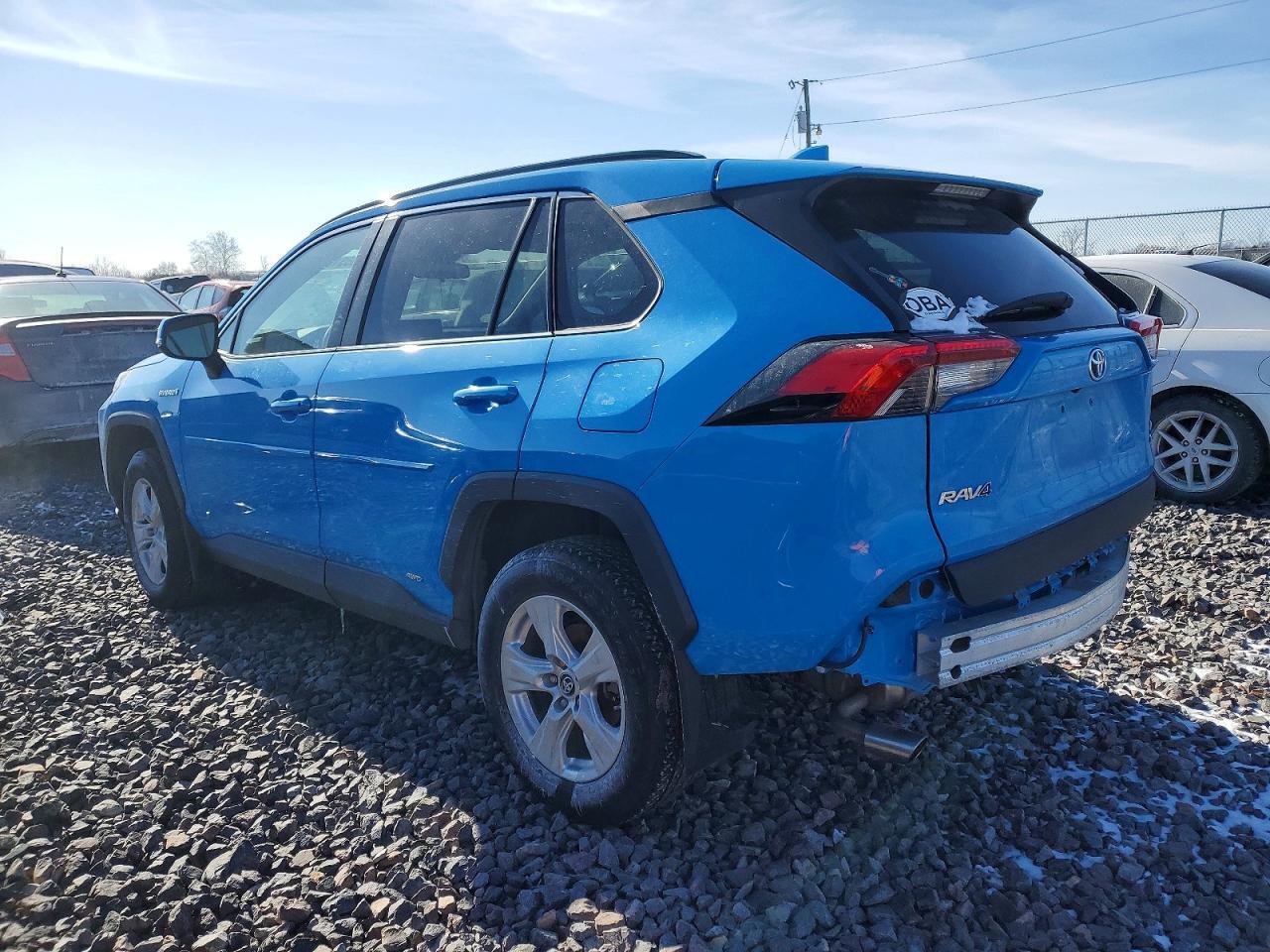 2019 Toyota Rav4 Le - zdjęcie 2
