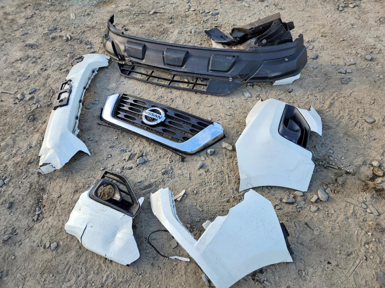 2020 Nissan Pathfinder Platinum - zdjęcie 13