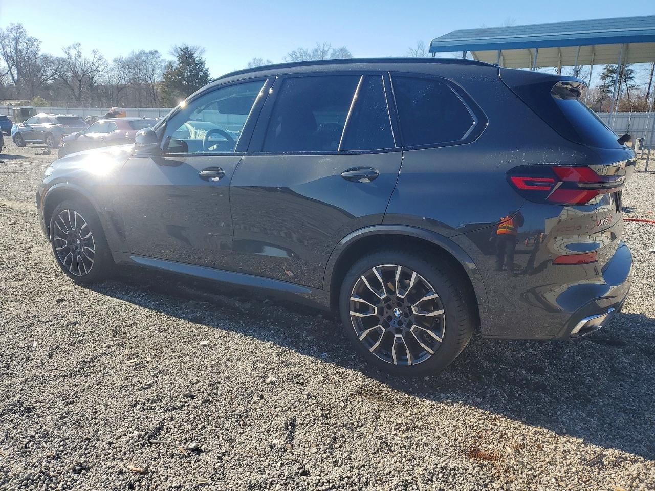 2024 BMW X5 xDrive40I - zdjęcie 2