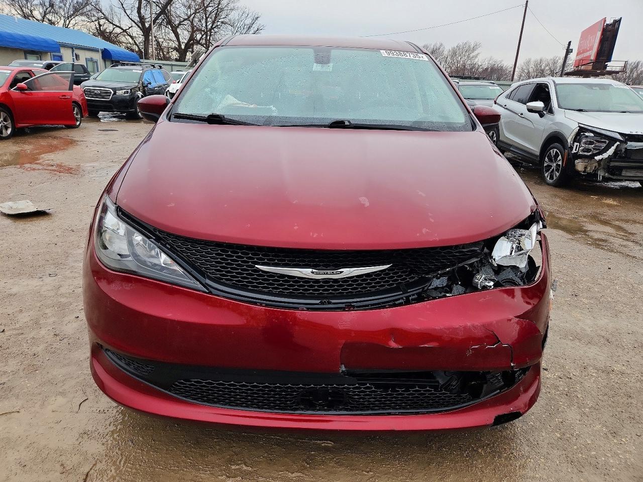 2022 Chrysler Voyager Lx - zdjęcie 5