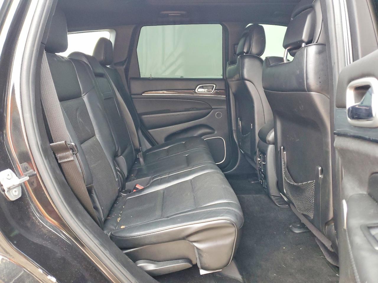 2015 Jeep Grand Cherokee Overland - zdjęcie 11