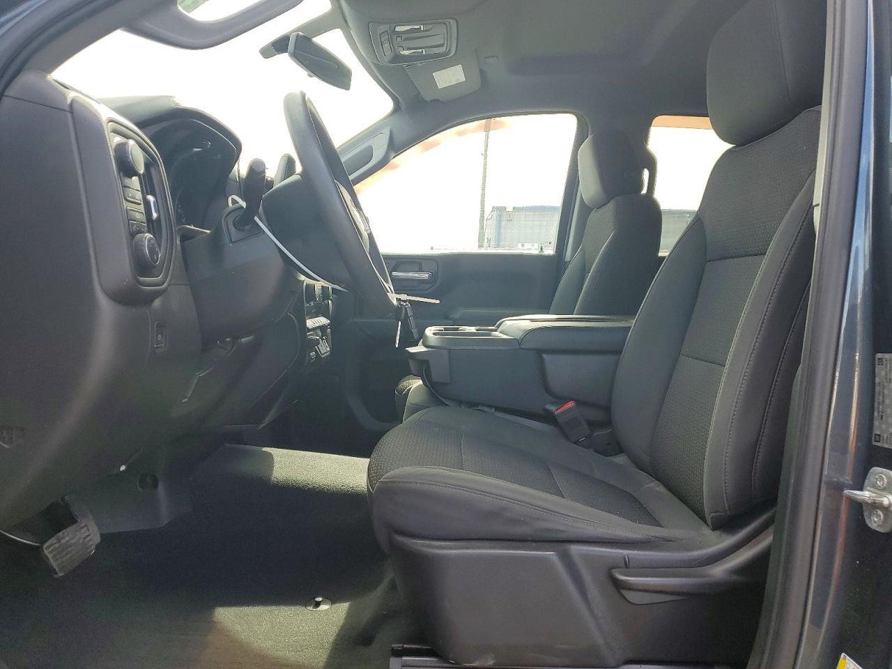 2019 Chevrolet Silverado K1500 Custom - zdjęcie 7