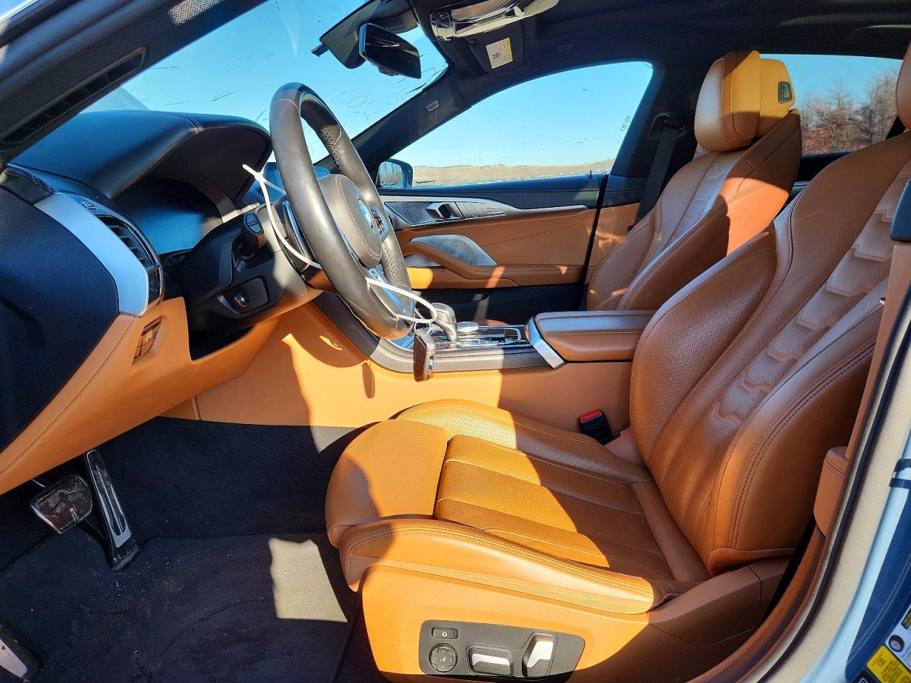 2021 BMW M850Xi - zdjęcie 7