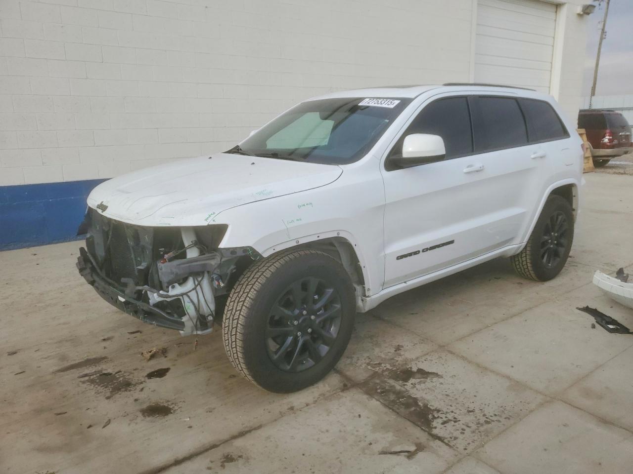 2019 Jeep Grand Cherokee Laredo - zdjęcie główne