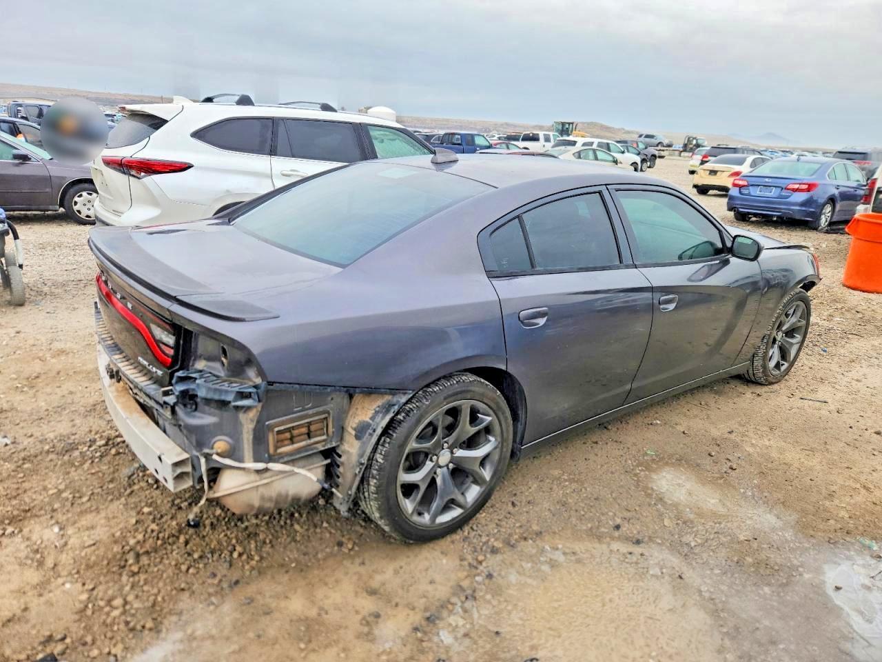 2015 Dodge Charger Sxt - zdjęcie 3