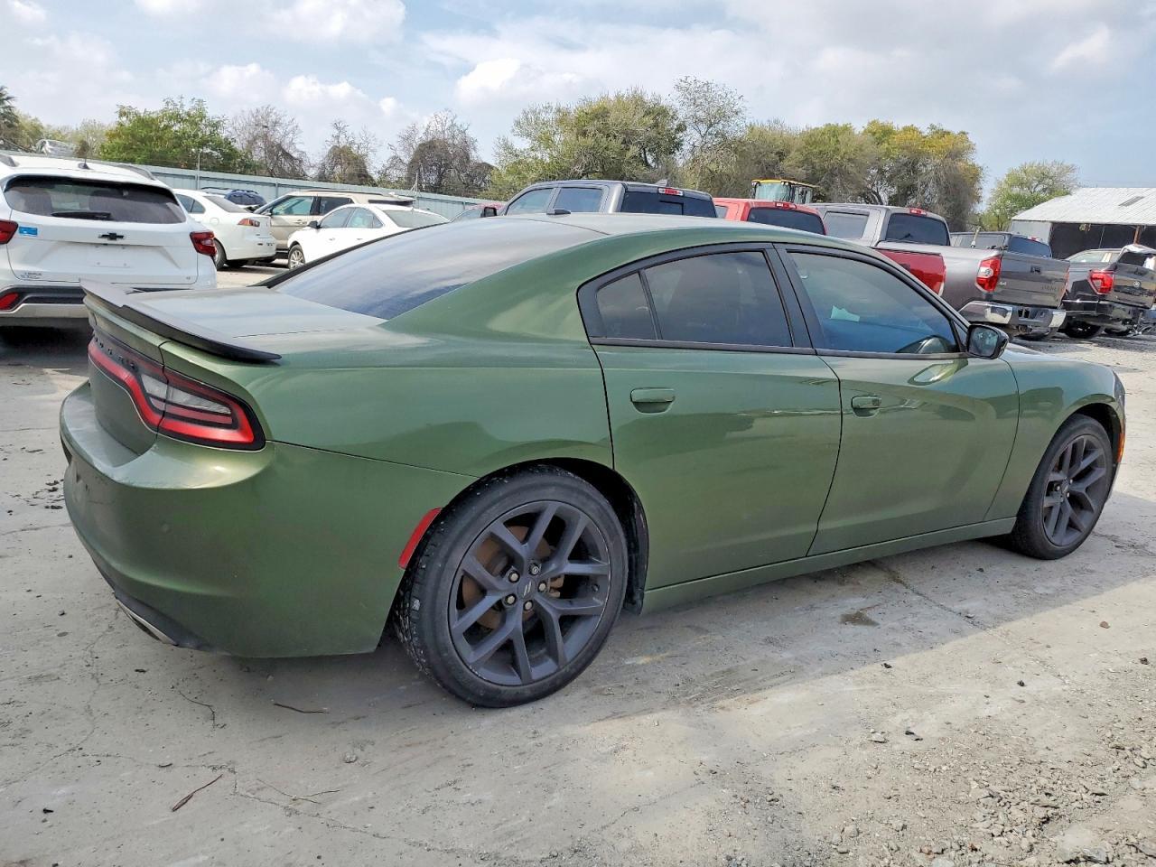 2021 Dodge Charger Sxt - zdjęcie 3