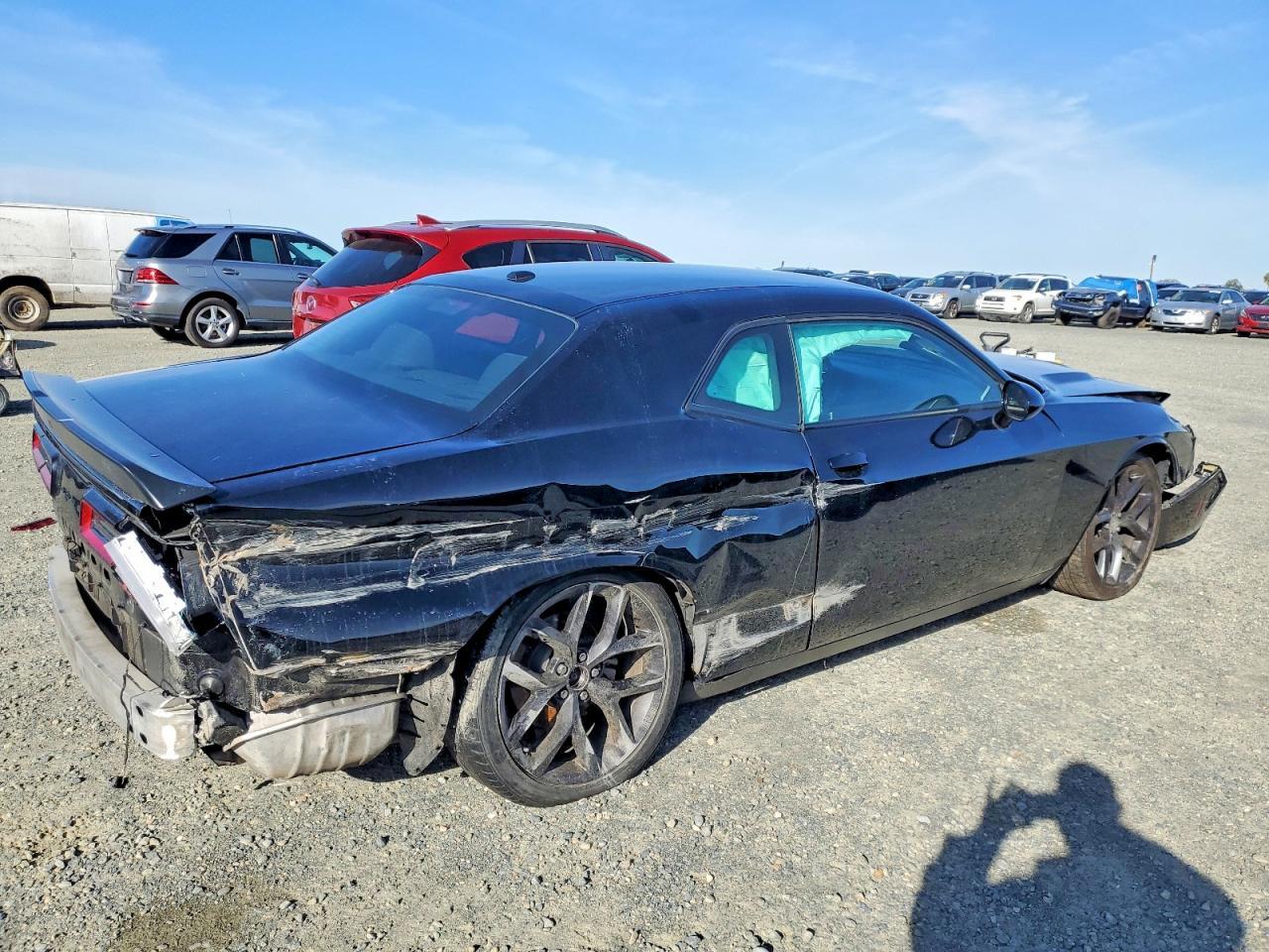 2022 Dodge Challenger Sxt - zdjęcie 3