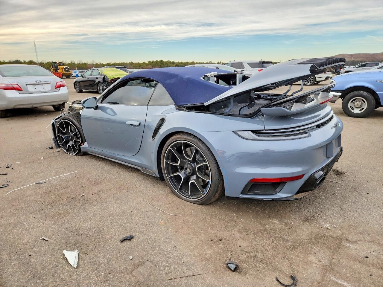 2025 Porsche 911 Turbo - zdjęcie 2