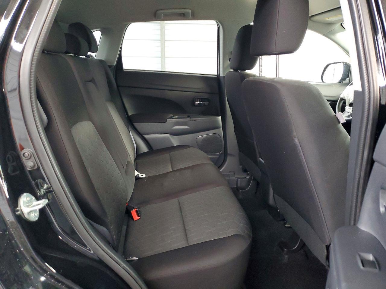 2025 Mitsubishi Outlander Sport S - zdjęcie 11