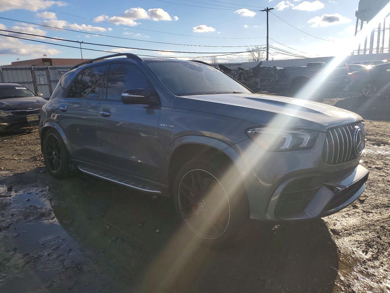 2021 Mercedes-Benz Gle 63 Amg 4Matic - zdjęcie 4