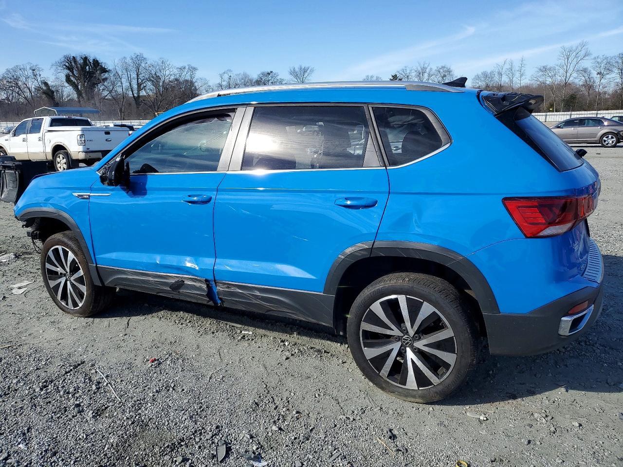 2023 Volkswagen Taos Se - zdjęcie 2