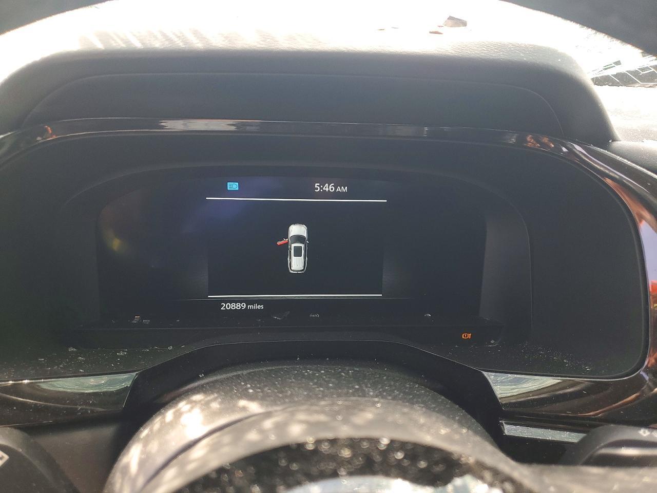 2024 Nissan Pathfinder Platinum - zdjęcie 9