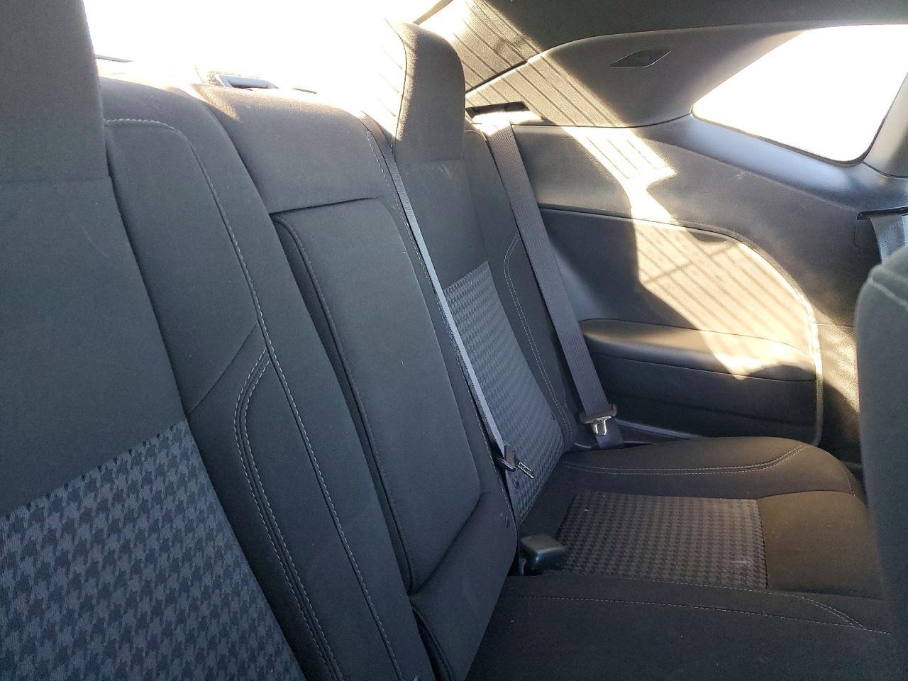 2021 Dodge Challenger Sxt - zdjęcie 10