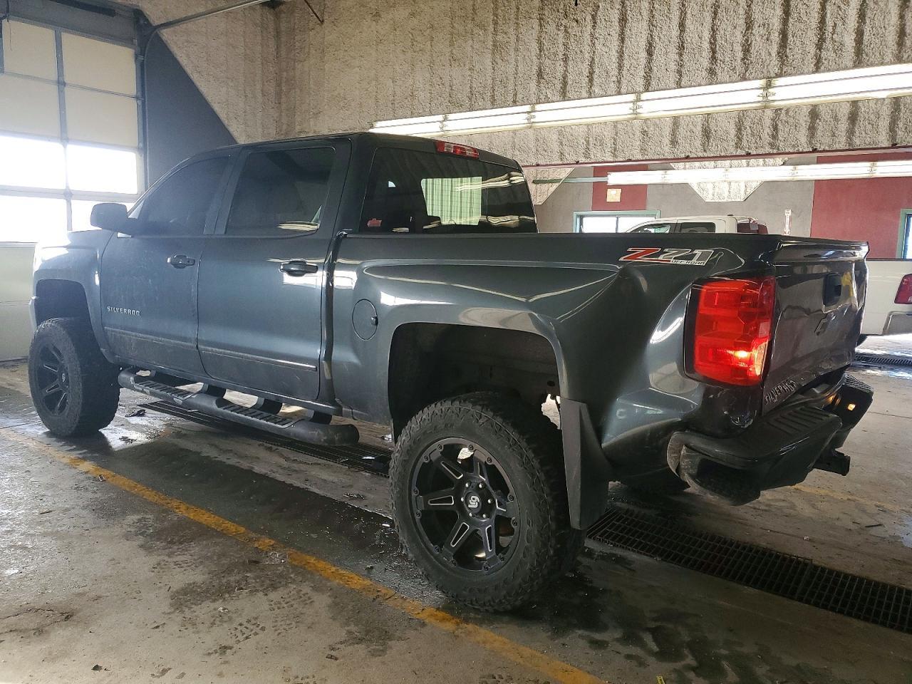 2017 Chevrolet Silverado K1500 Lt - zdjęcie 2