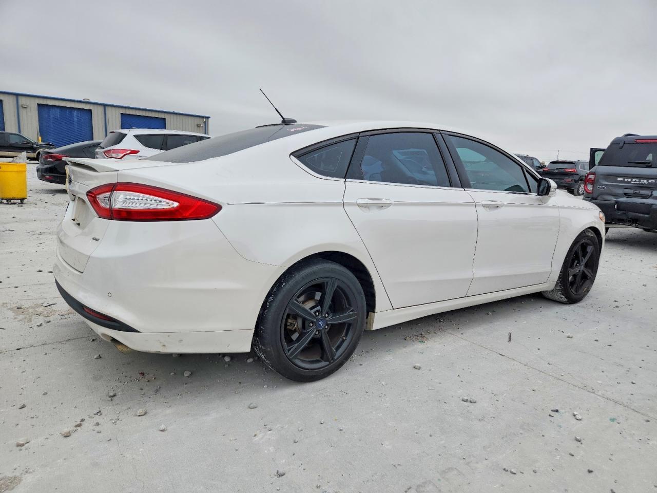 2016 Ford Fusion Se - zdjęcie 3