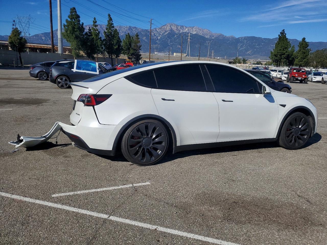 2022 Tesla Model Y - zdjęcie 3