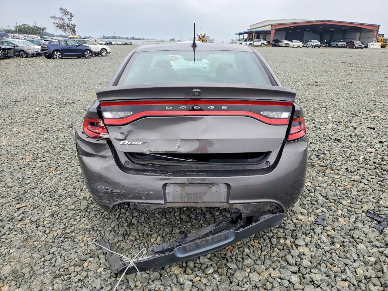 2016 Dodge Dart Sxt - zdjęcie 6