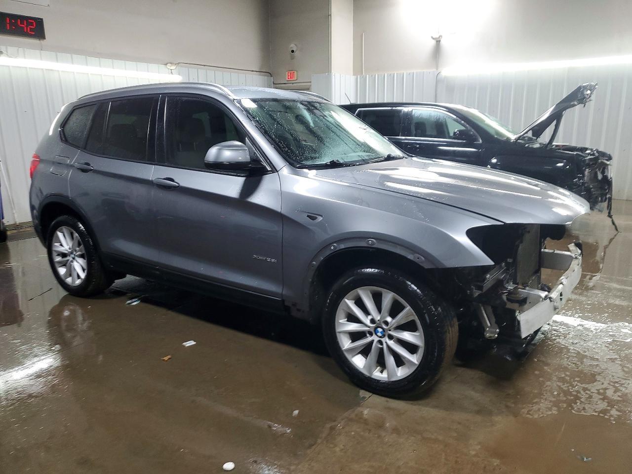 2017 BMW X3 xDrive28I - zdjęcie 4