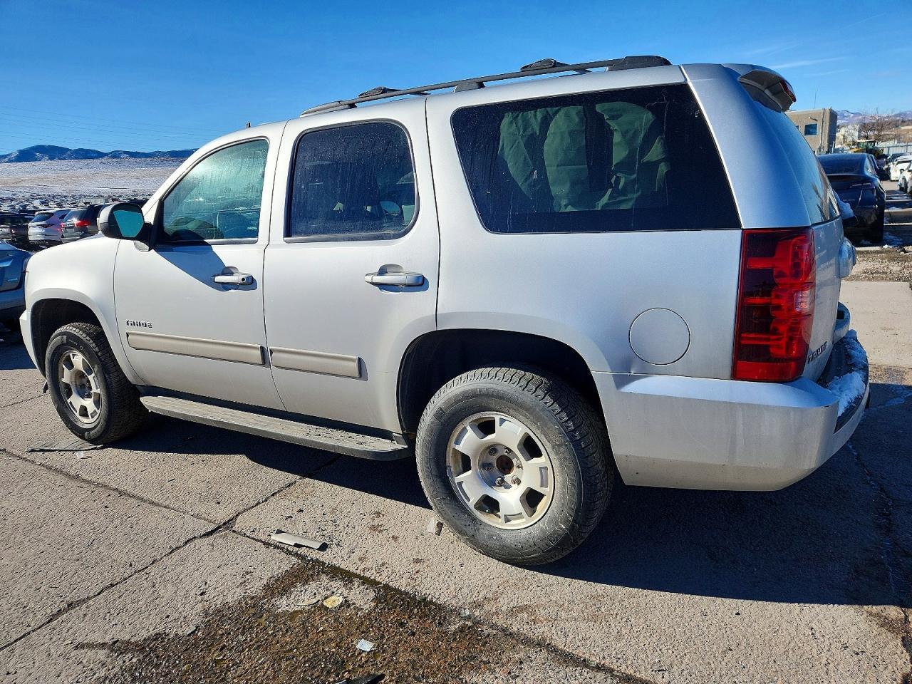 2014 Chevrolet Tahoe K1500 Ls - zdjęcie 2