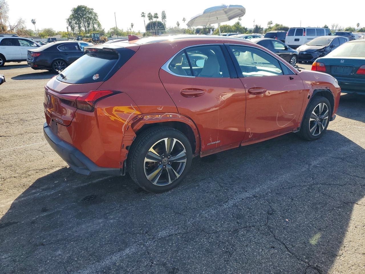 2019 Lexus Ux 250H Base - zdjęcie 3