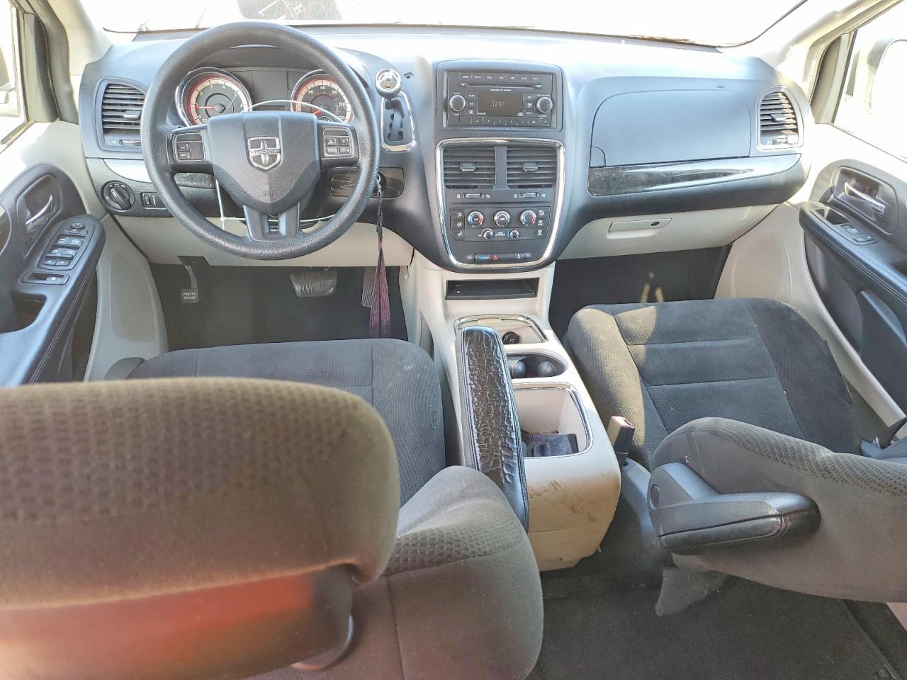 2016 Dodge Caravan Sxt - zdjęcie 8
