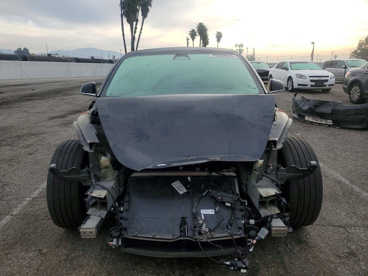 2020 Tesla Model 3 - zdjęcie 5