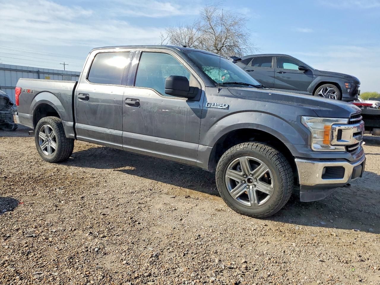 2018 Ford F150 Supercrew - zdjęcie 4