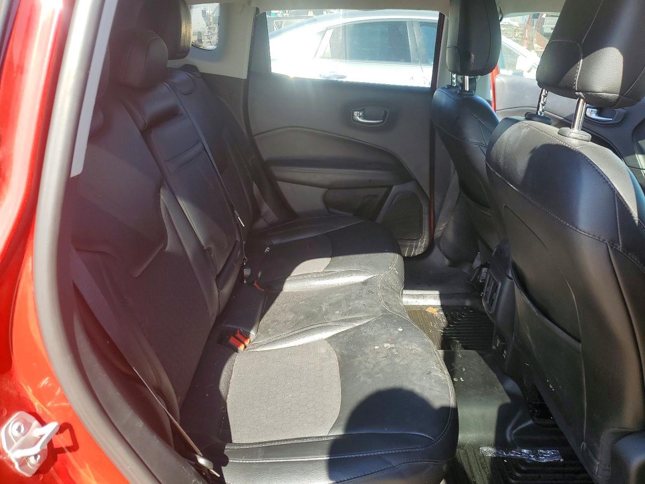 2019 Jeep Compass Latitude - zdjęcie 10