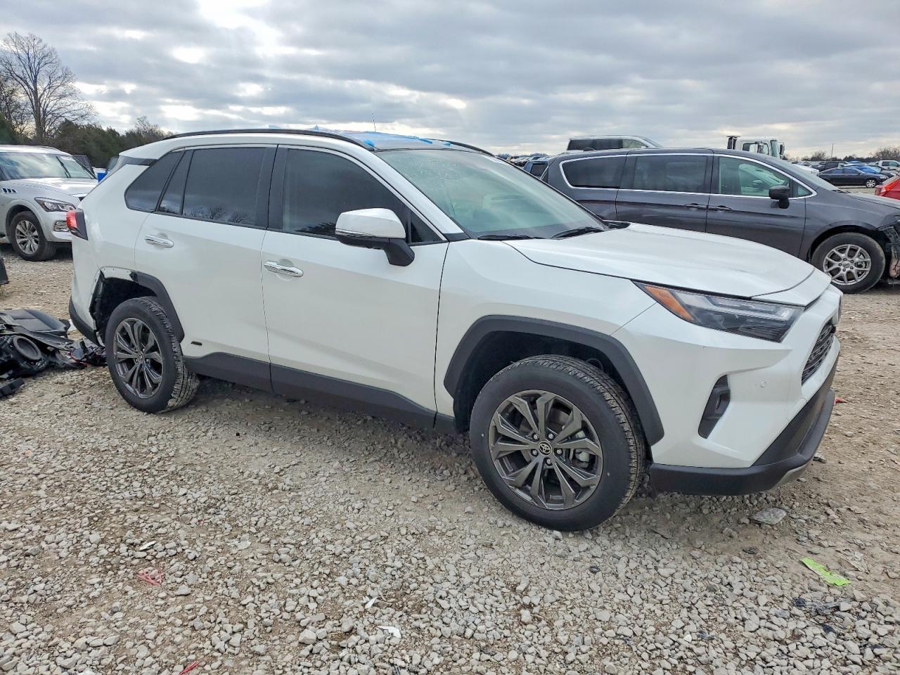 2024 Toyota Rav4 Limited - zdjęcie 4