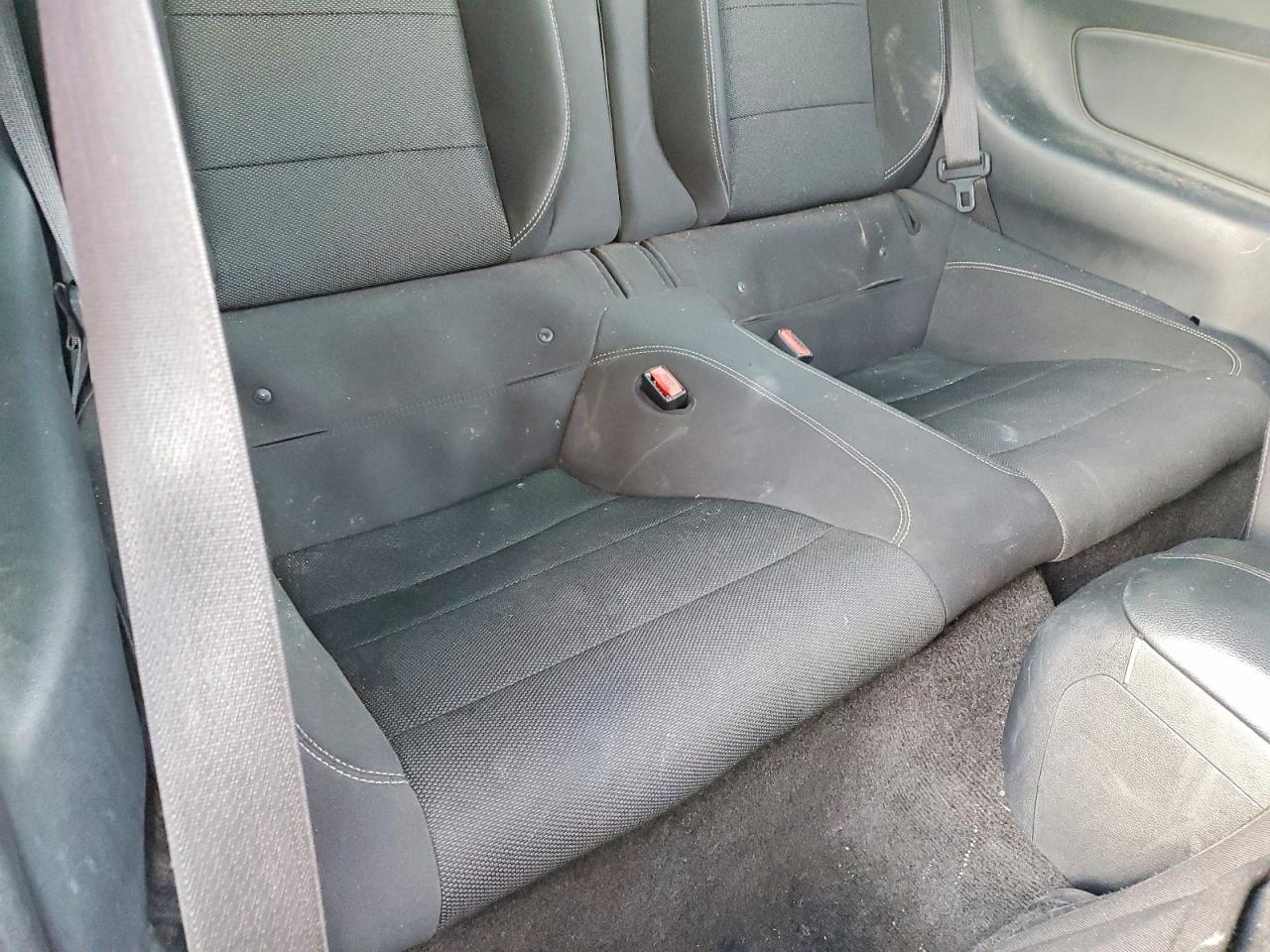 2015 Ford Mustang - zdjęcie 10