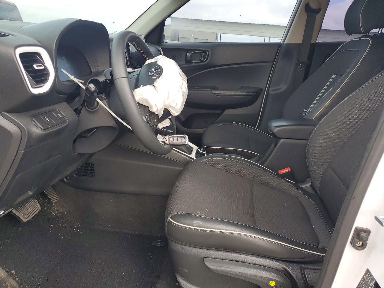 2023 Hyundai Venue Sel - zdjęcie 7