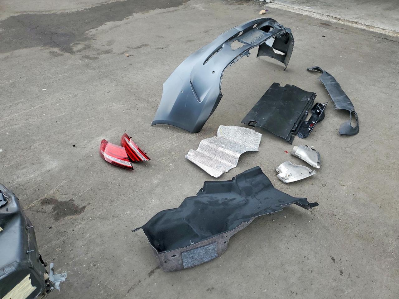 2022 Mercedes-Benz C 300 - zdjęcie 12