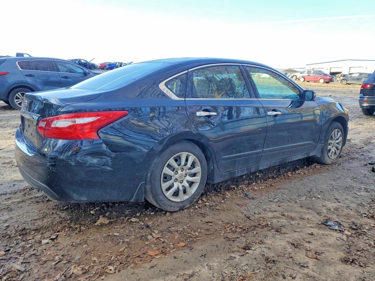 2017 Nissan Altima 2.5 - zdjęcie 3
