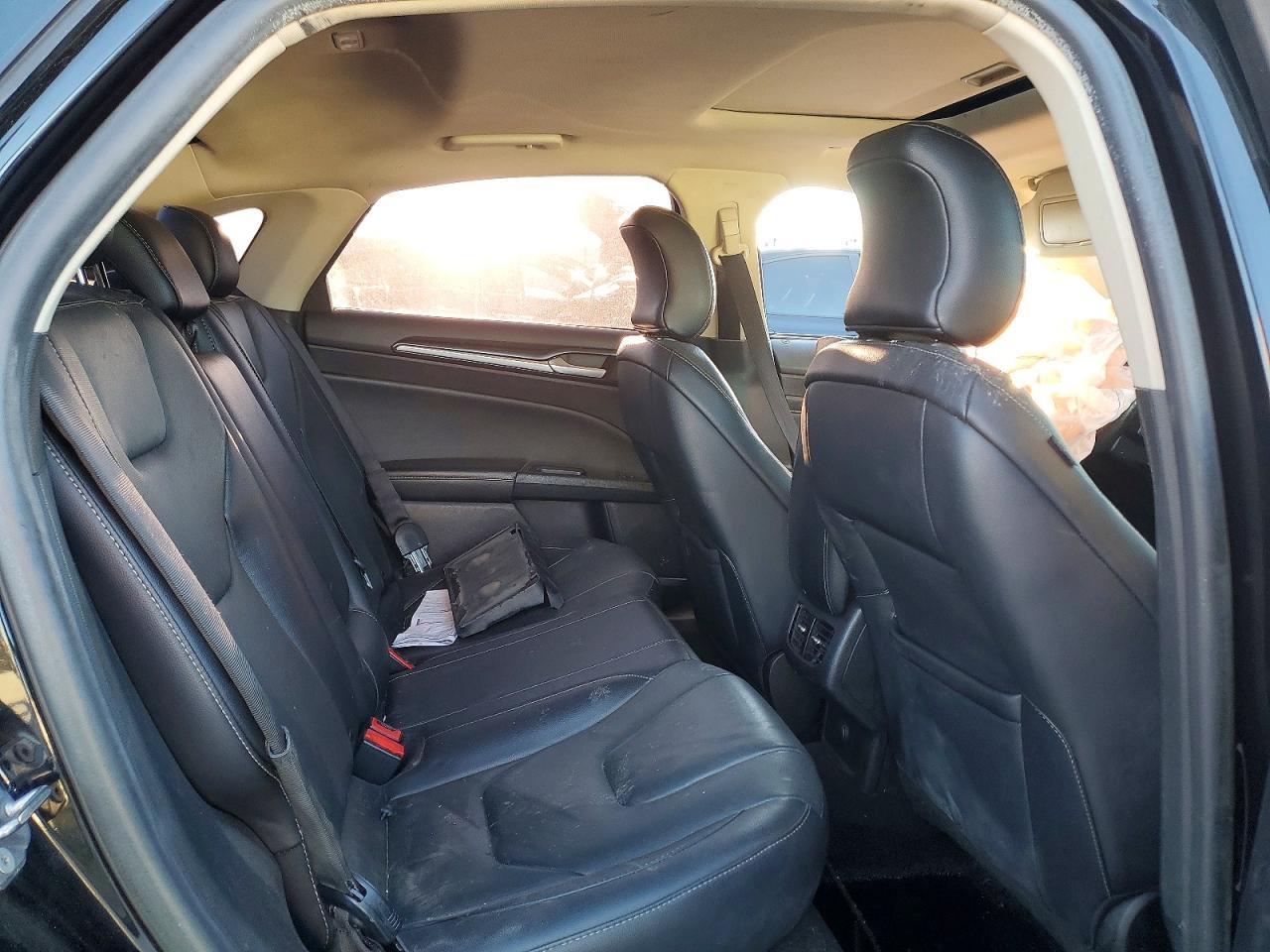 2019 Ford Fusion Titanium - zdjęcie 10