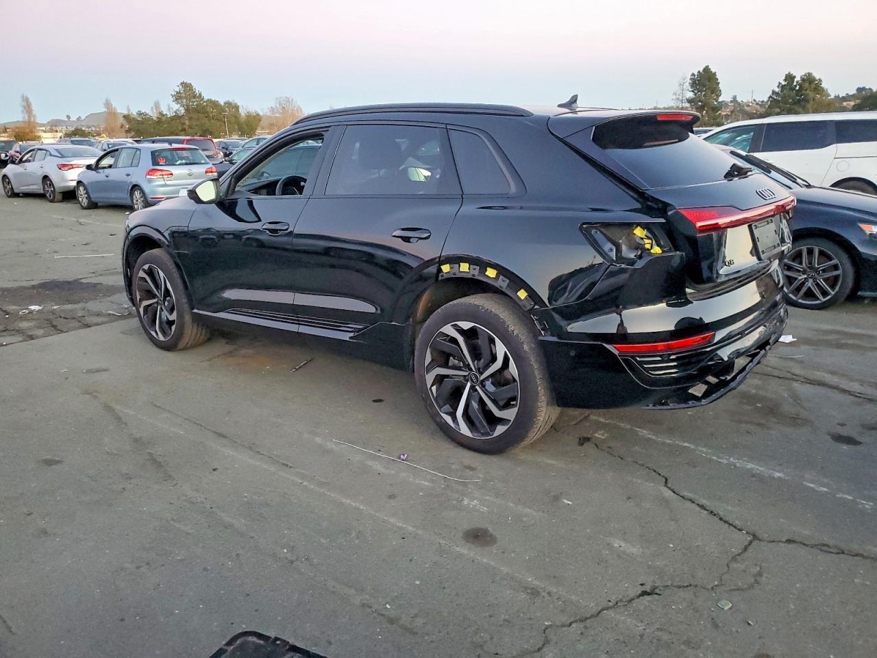 2024 Audi Q8 E-Tron Premium Plus - zdjęcie 2