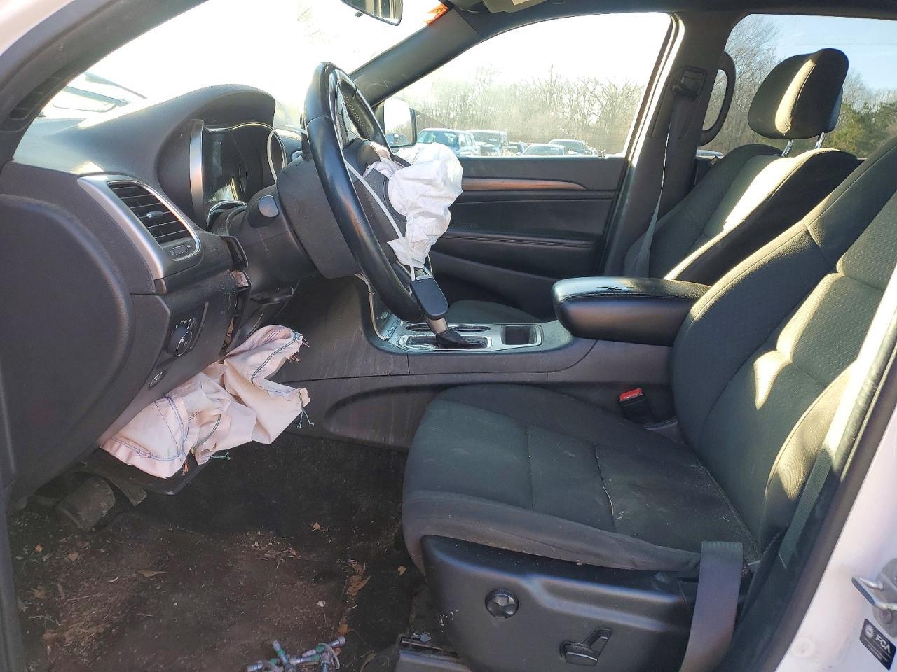 2021 Jeep Grand Cherokee Laredo - zdjęcie 7