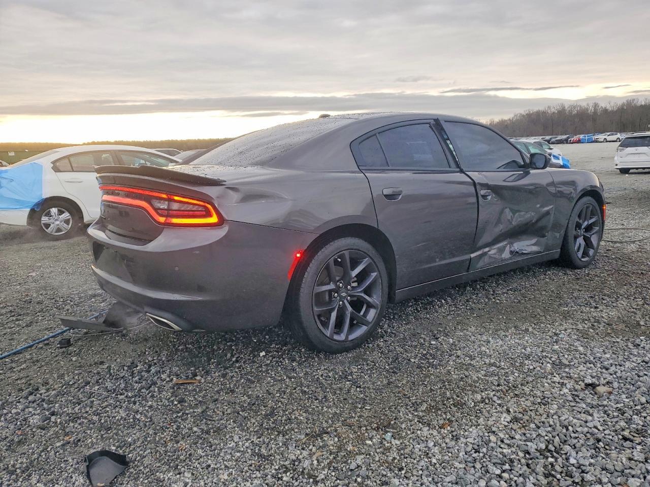 Dodge Charger - zdjęcie 3