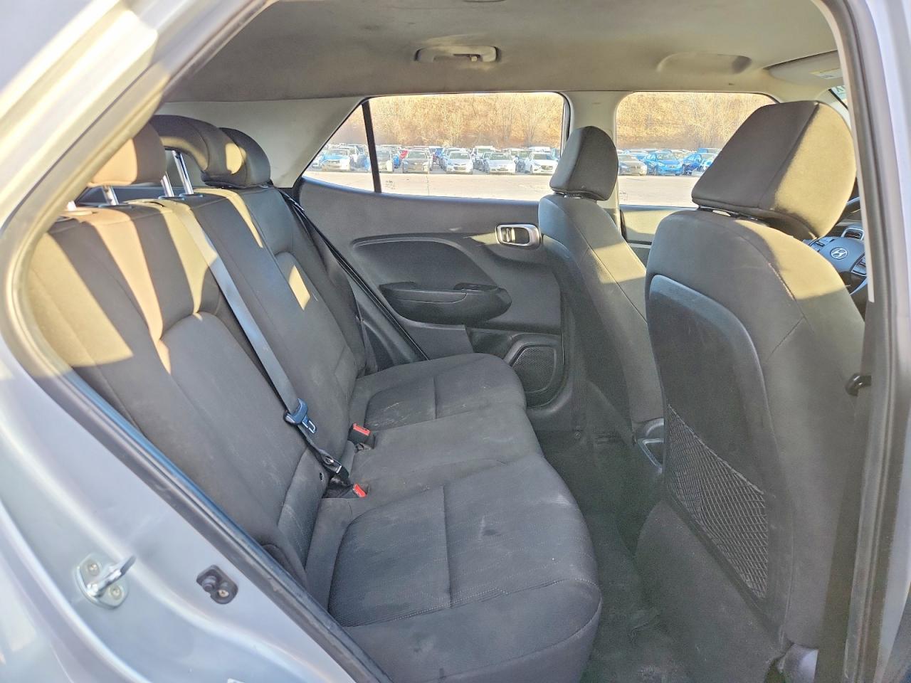 2021 Hyundai Venue Se - zdjęcie 11