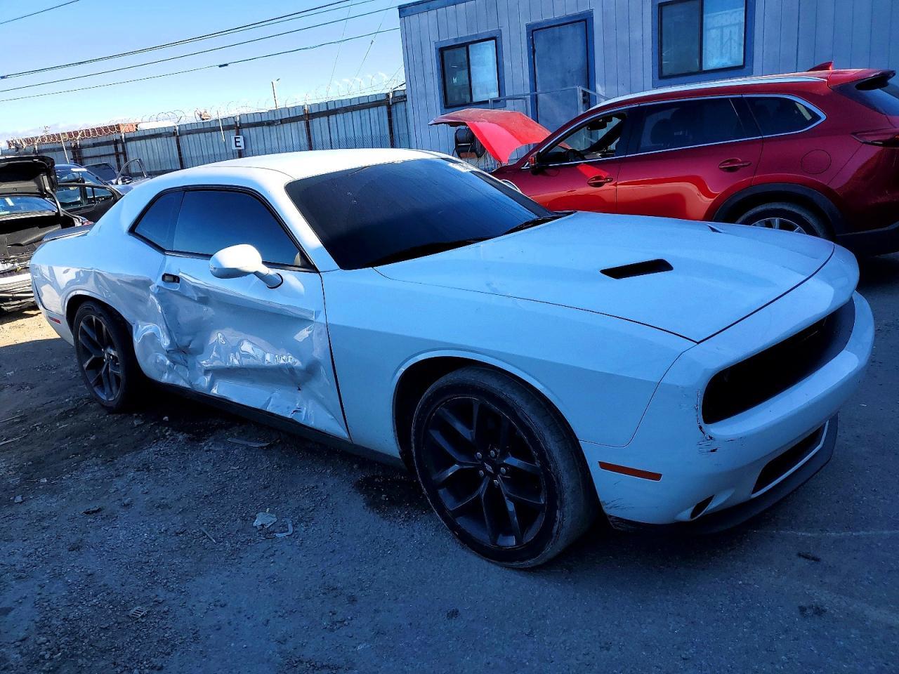 2019 Dodge Challenger Sxt - zdjęcie 4