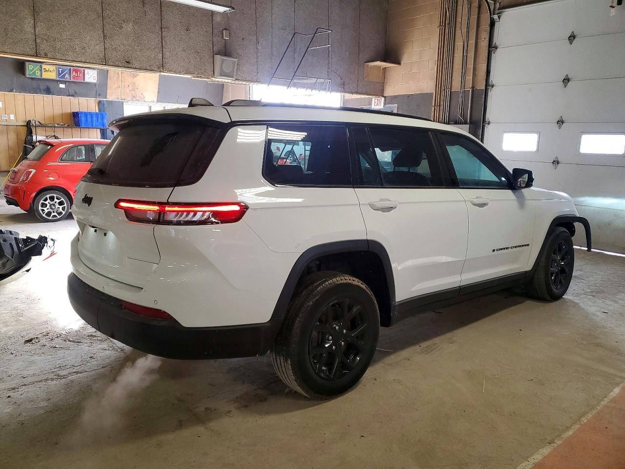 2024 Jeep Grand Cherokee L Laredo - zdjęcie 3