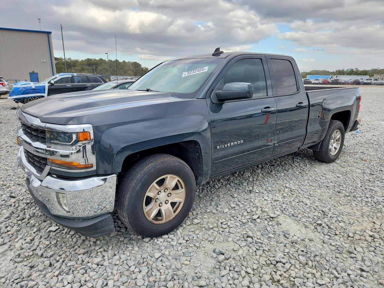 2017 Chevrolet Silverado C1500 Lt - zdjęcie główne