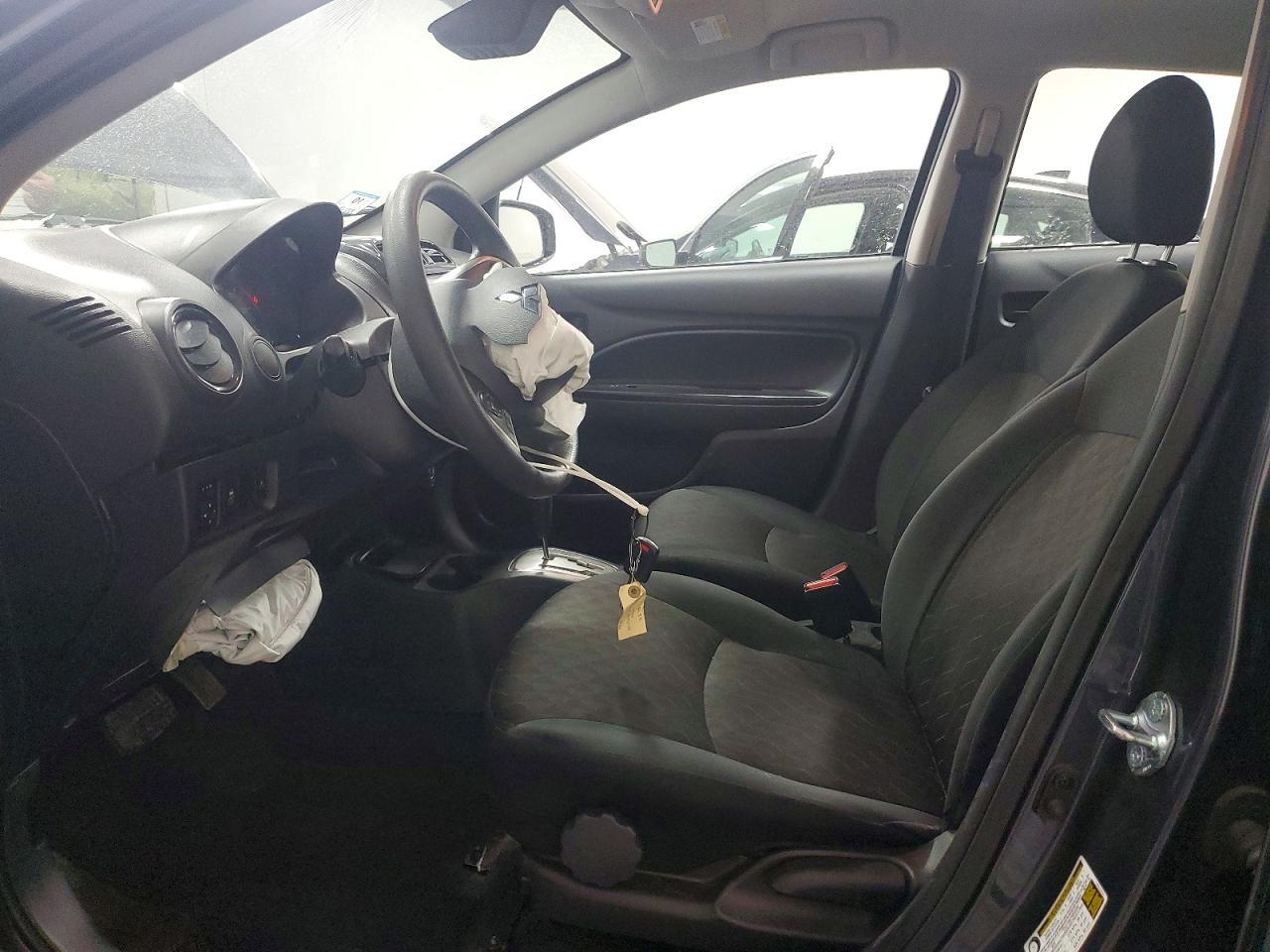 2024 Mitsubishi Mirage Es - zdjęcie 7