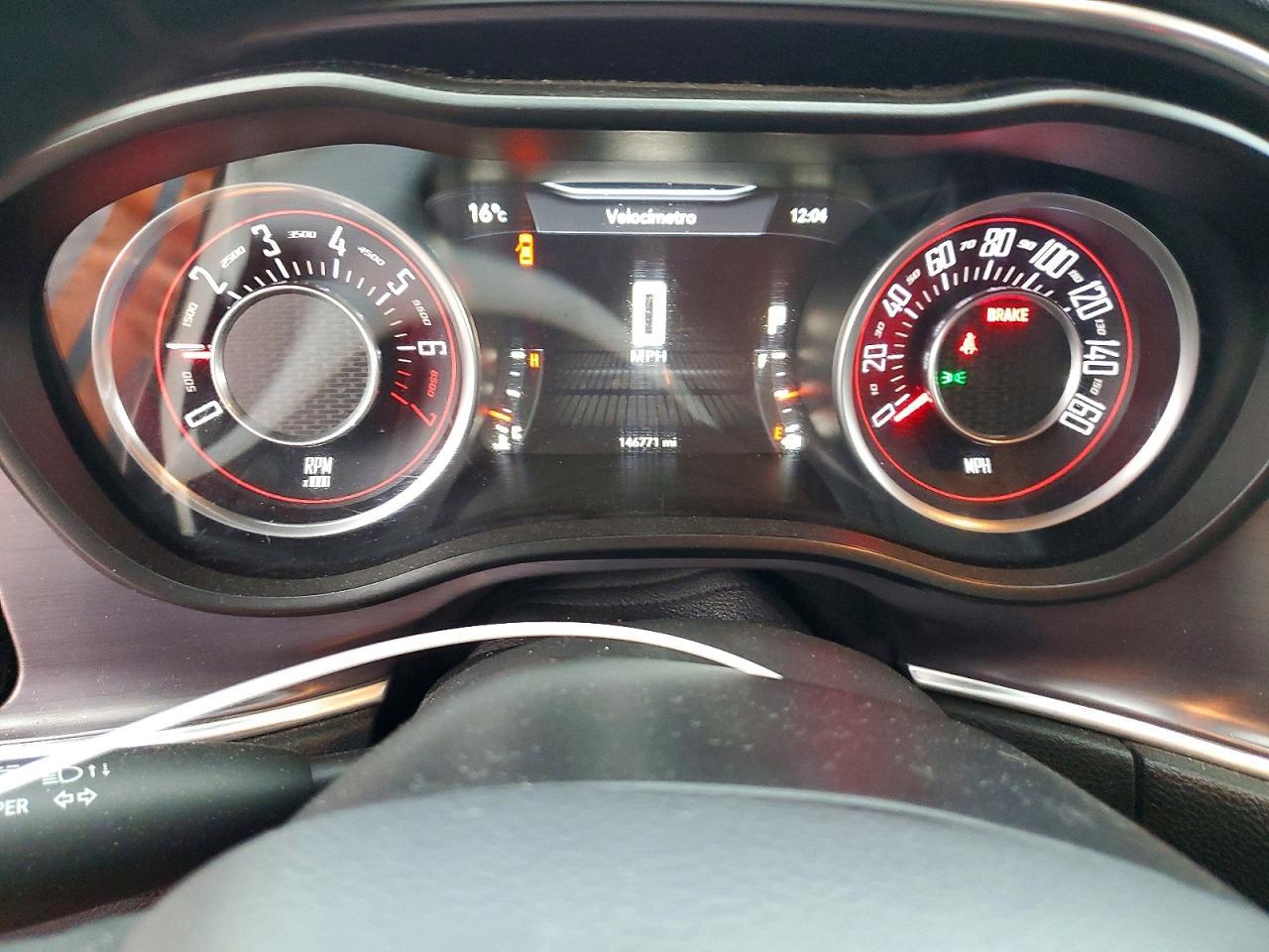 2016 Dodge Challenger Sxt - zdjęcie 9