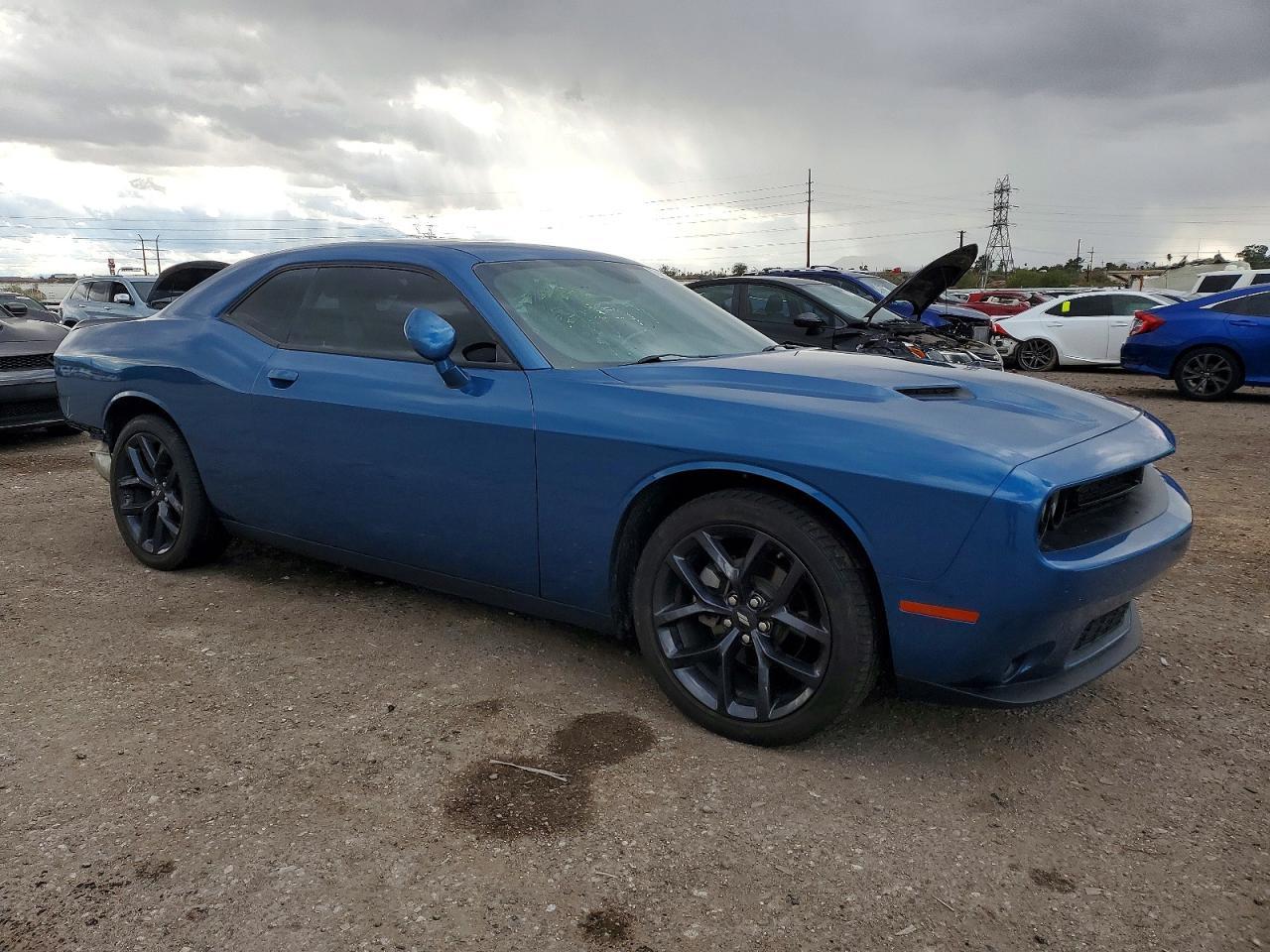 2023 Dodge Challenger Sxt - zdjęcie 4