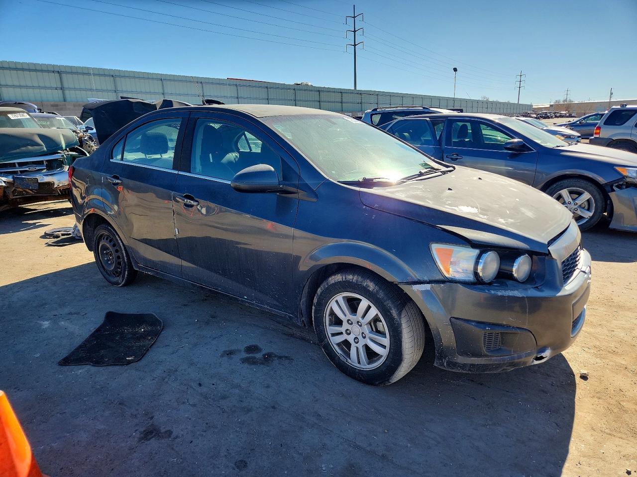 2016 Chevrolet Sonic Lt - zdjęcie 4